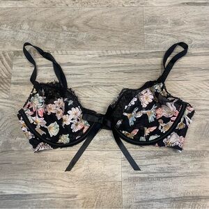 Victoria Secret Dream Angels Floral Semi Sheer Lace Low Cut Demi Balconet